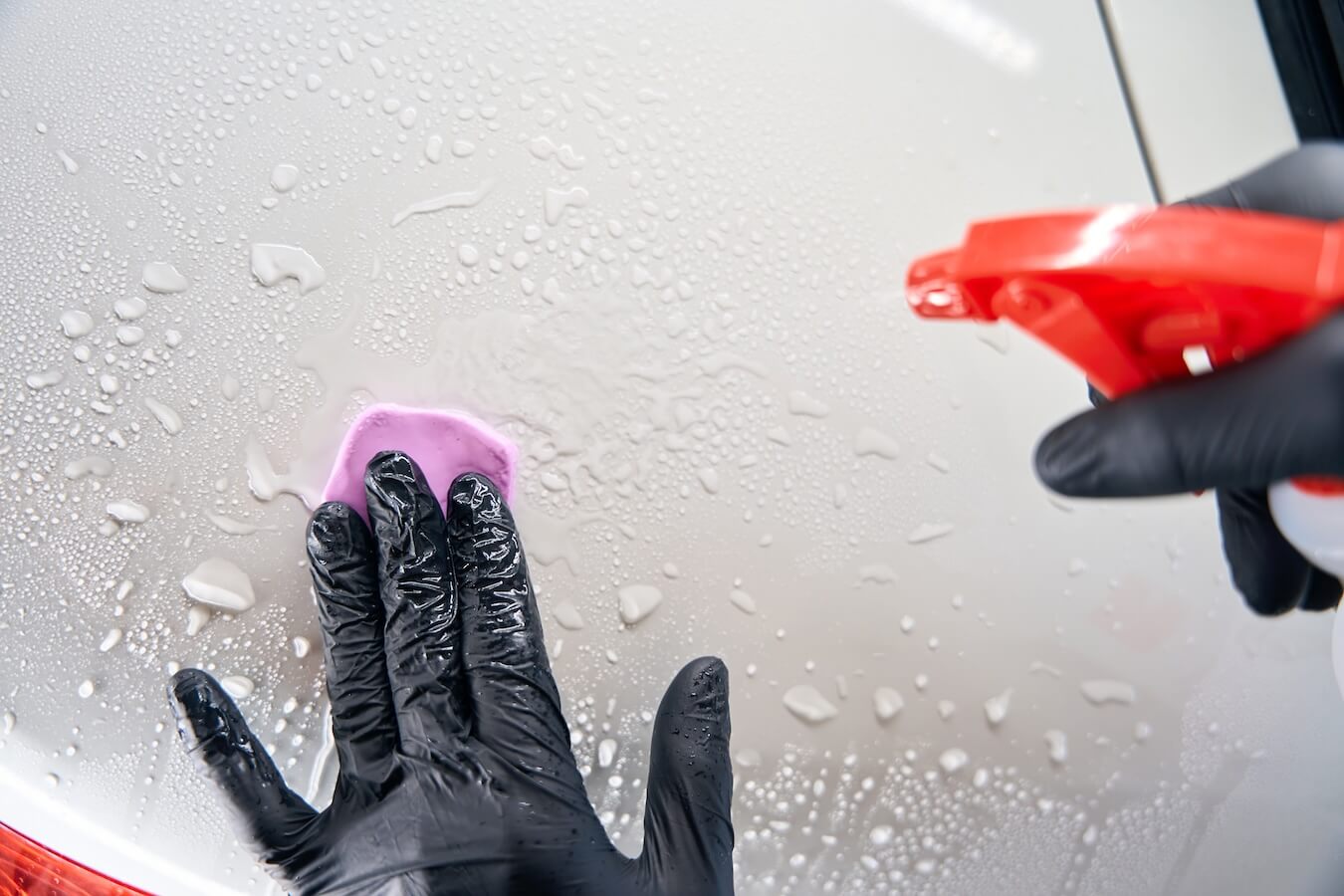 Professional Hand Cleaning Car With Clay Bar